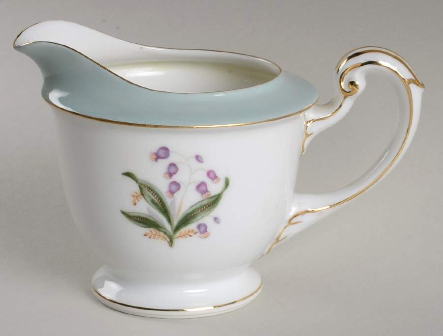Blue Belle Creamer by Empress (Japan)-1