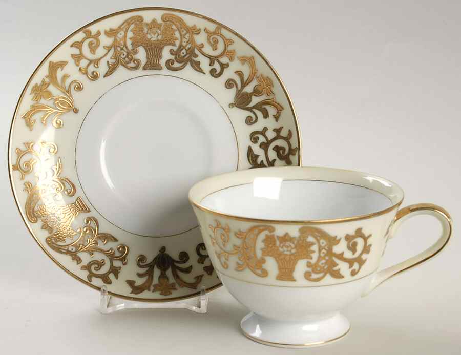Buckingham Footed Cup & Saucer Set by Empress (Japan)-1