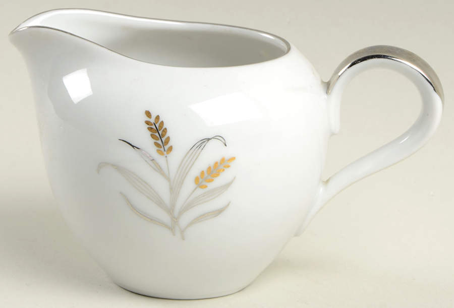 Concerto Creamer by Empress (Japan)-1