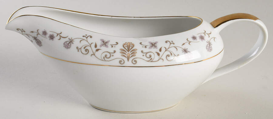 Duchess Gravy Boat by Empress (Japan)-1