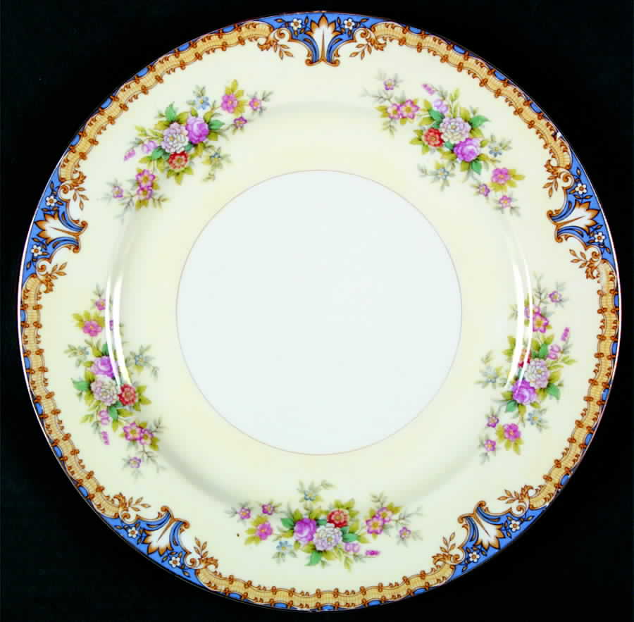 EMP2 Dinner Plate by Empress (Japan)-1