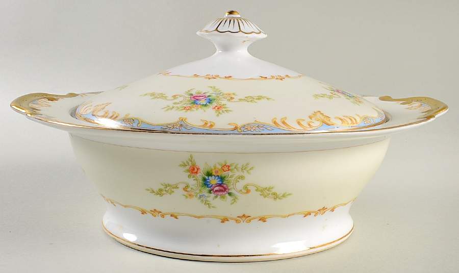 EMP24 (JAPAN) Round Covered Vegetable by Empress (Japan)-1
