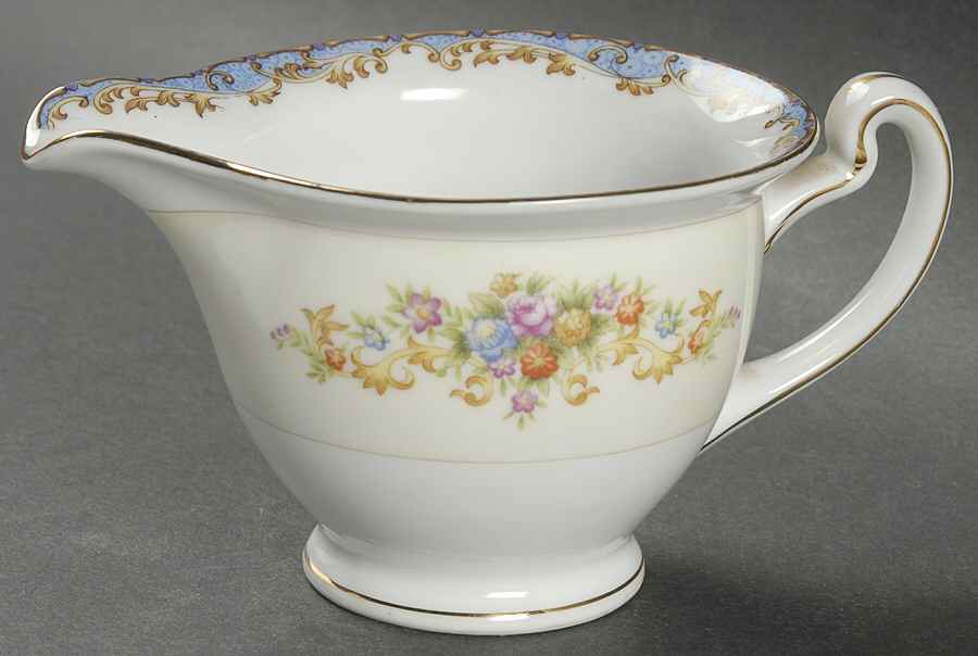 EMP33 Creamer by Empress (Japan)-1