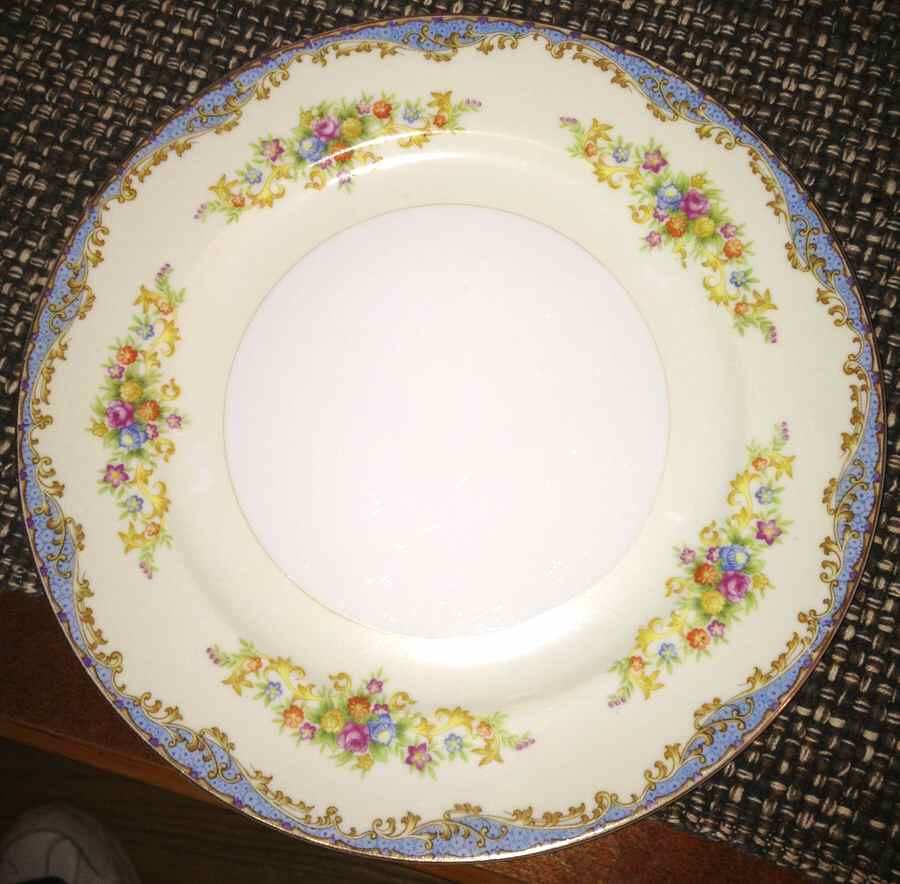 EMP33 Dinner Plate by Empress (Japan)-1