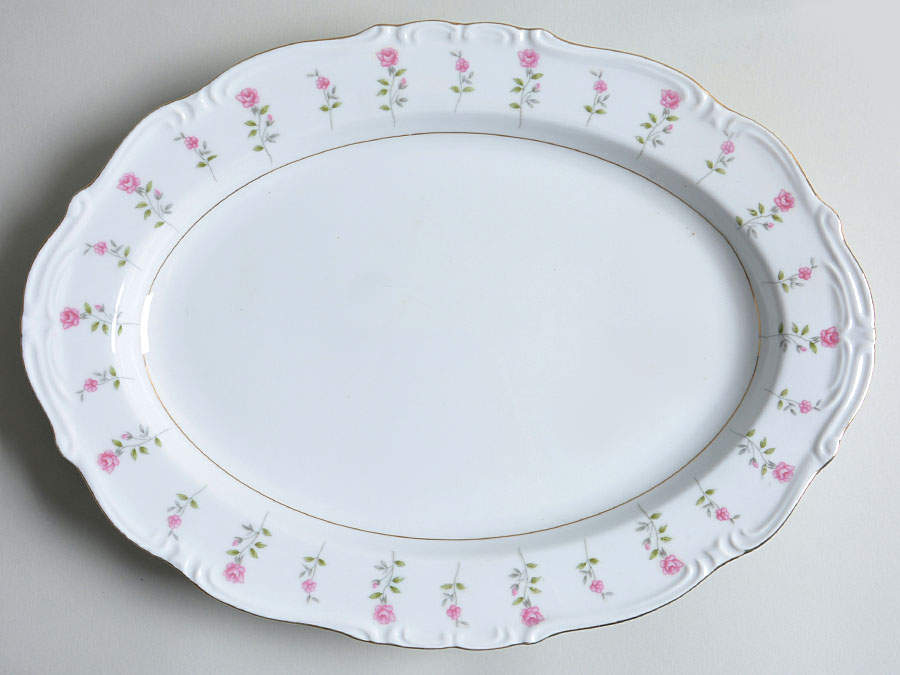 Enchantment 14" Oval Serving Platter by Empress (Japan)-1