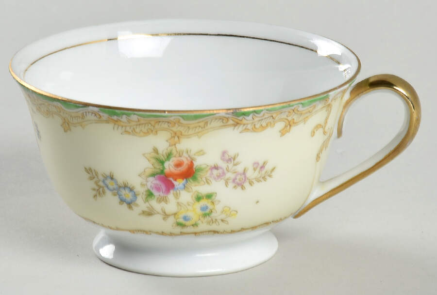 Flora (No #) Footed Cup by Empress (Japan)-1