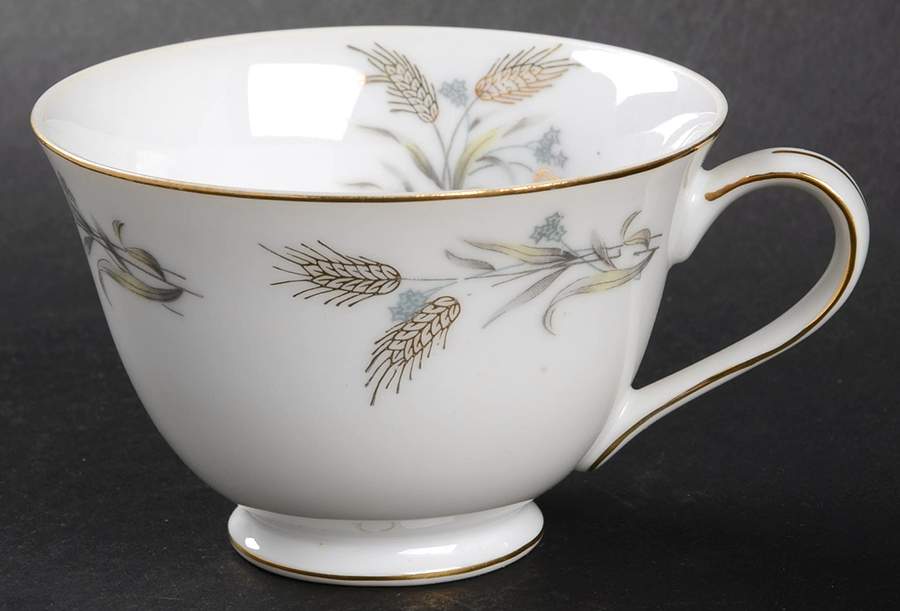 Gold Wheat Footed Cup by Empress (Japan)-1