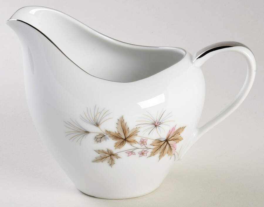 Granada Creamer by Empress (Japan)-1