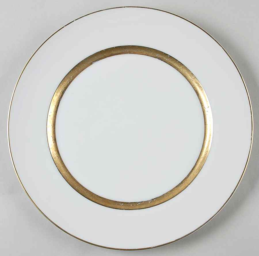 Noble Dinner Plate by Empress (Japan)-1
