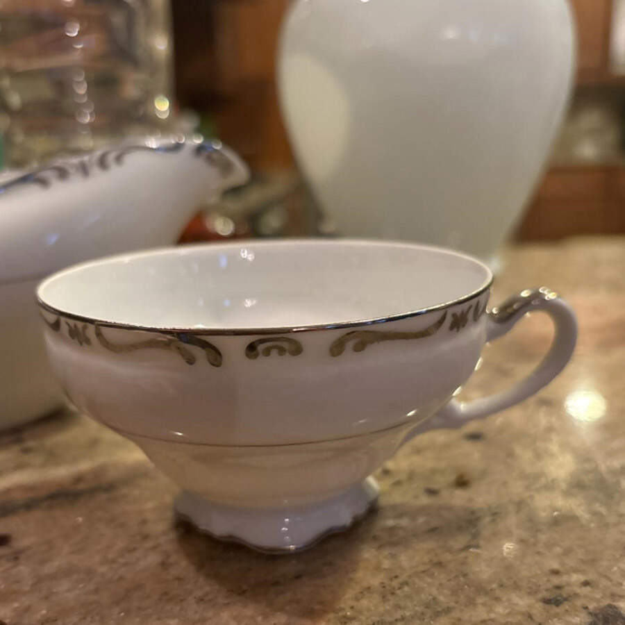 Regent Footed Cup by Empress (Japan)-1