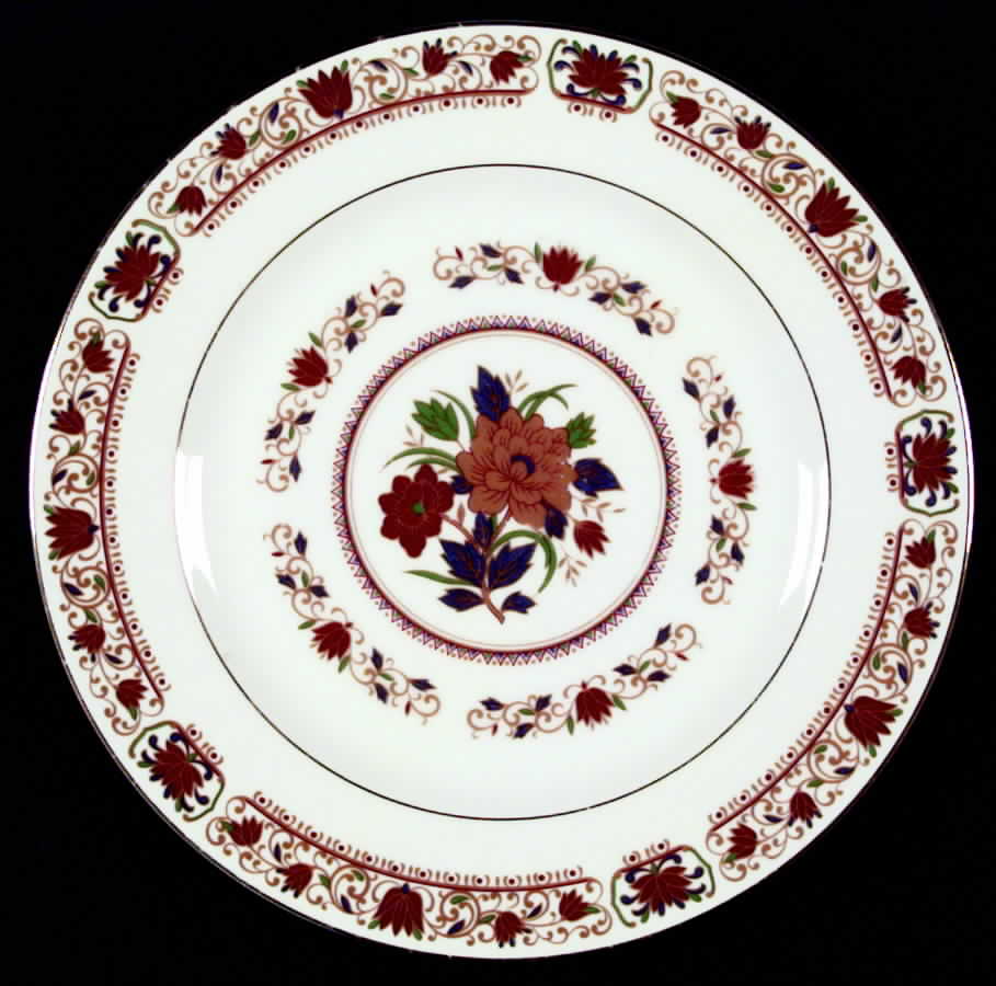 Royal Palace Dinner Plate by Empress (Japan)-1