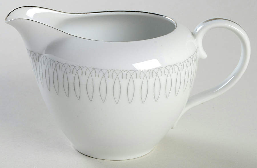 Tango Creamer by Empress (Japan)-1