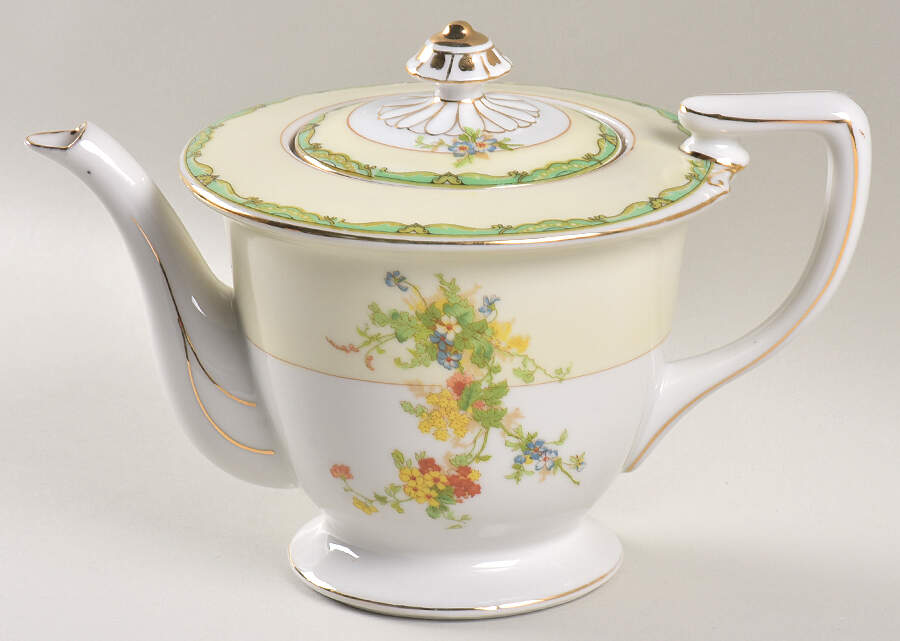Woodmere Teapot & Lid by Empress (Japan)-1