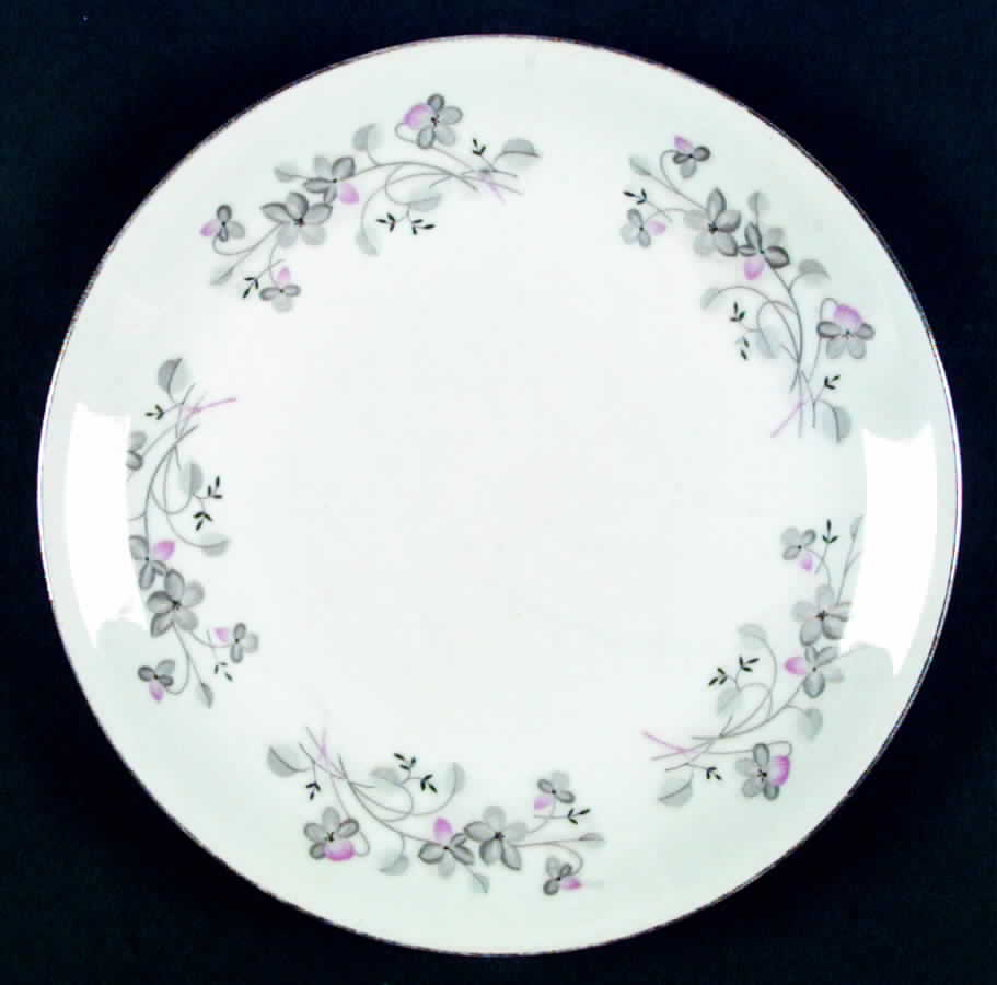 Wood Sorrell Dinner Plate by Empress (Japan)-1