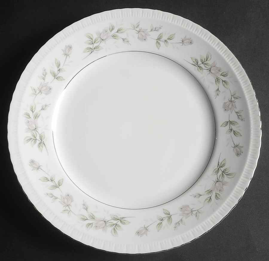 York Dinner Plate by Empress (Japan)-1