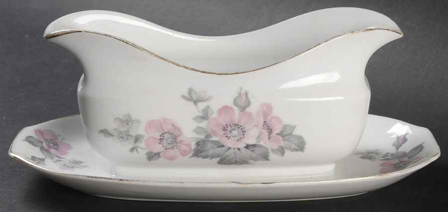 5084 Gravy Boat with Attached Underplate by Epiag-1