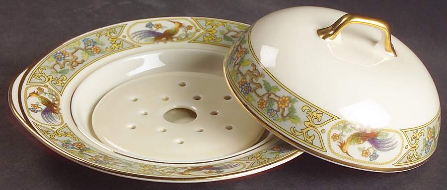 6257 Round Covered Butter with Strainer by Epiag-1