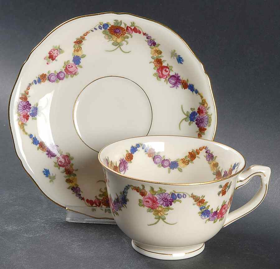 9954-9195 (Cream, Emboss Groove Edge) Footed Cup & Saucer Set by Epiag-1