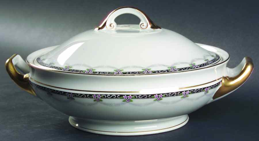 Bellevue Round Covered Vegetable by Epiag-1