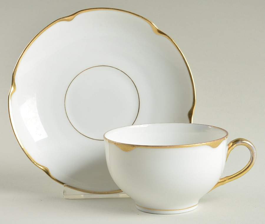 Coin Gold Alaska Flat Cup & Saucer Set by Epiag-1