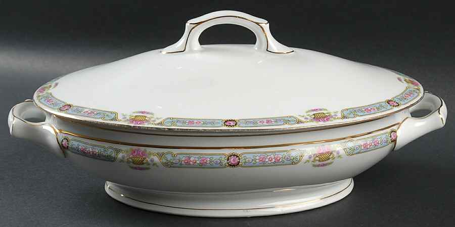 Lugano Oval Covered Vegetable by Epiag-1