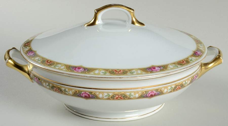 Moloya Round Covered Vegetable by Epiag-1