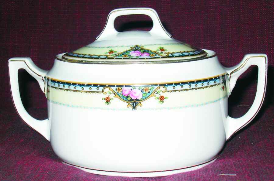 Warren Sugar Bowl & Lid by Epiag-1