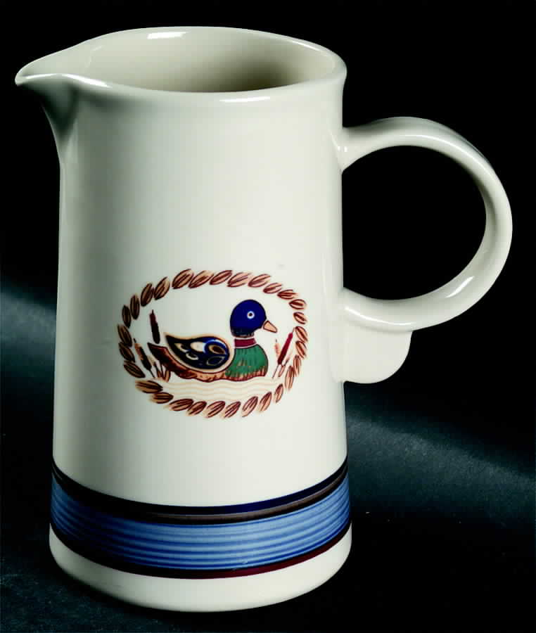 American Decoy 32 Oz Pitcher by Epoch-1