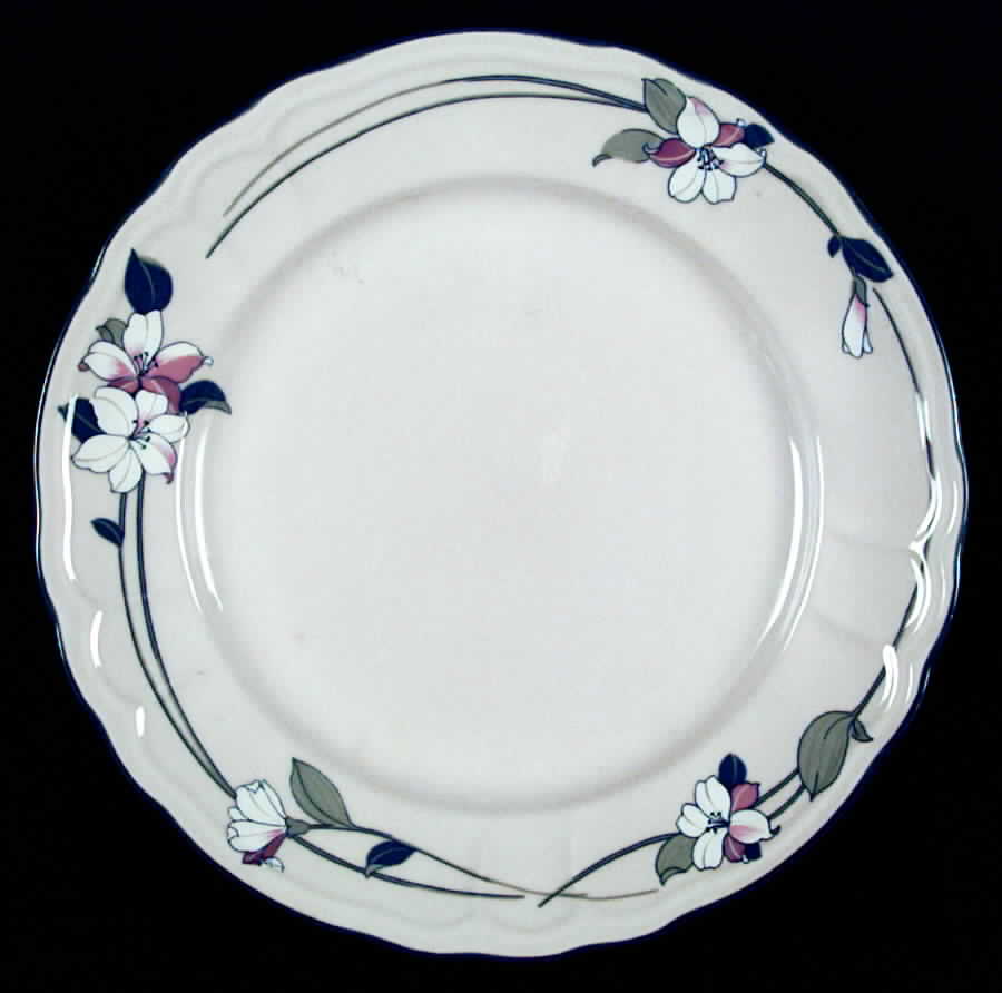 New Apple Blossom (Scalloped Edge) Dinner Plate by Epoch-1