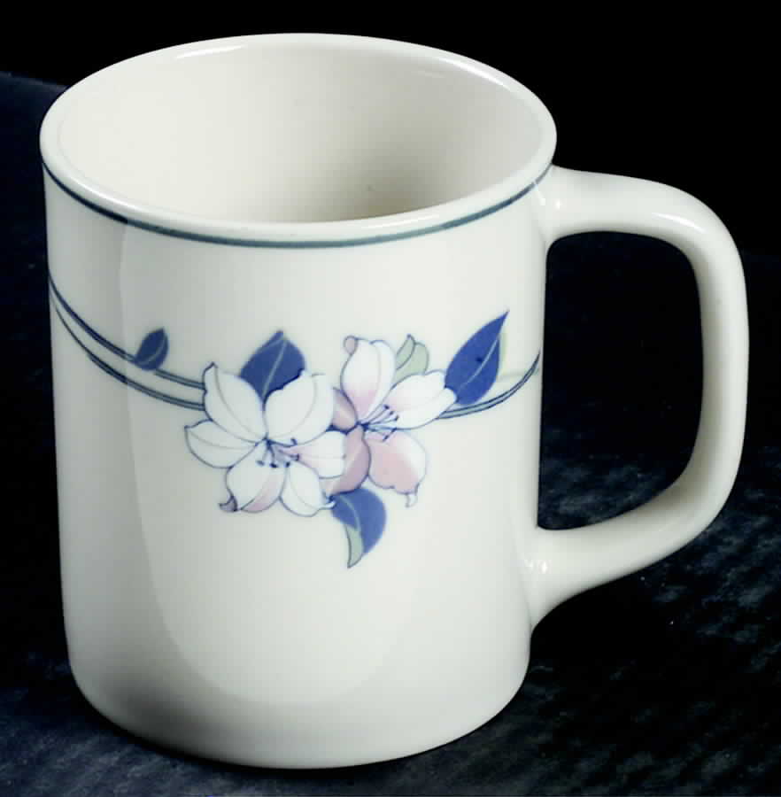 New Apple Blossom (Scalloped Edge) Mug by Epoch-1