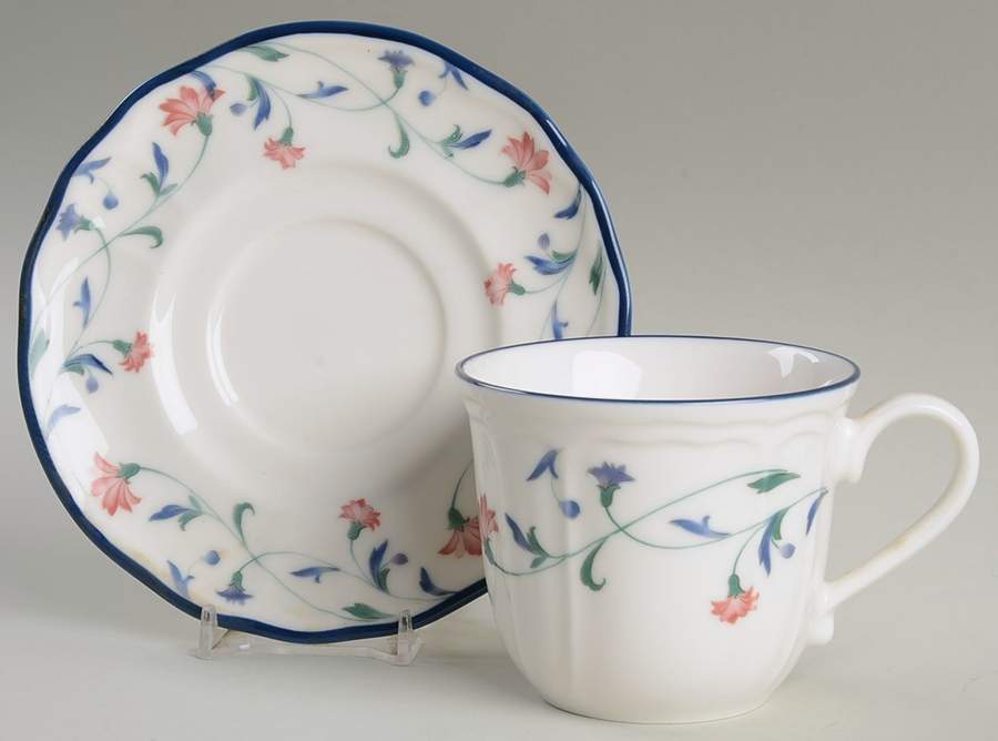 Garden Grove Flat Cup & Saucer Set by Epoch-1