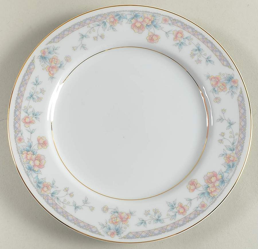 Hampton Salad Plate by Epoch-1