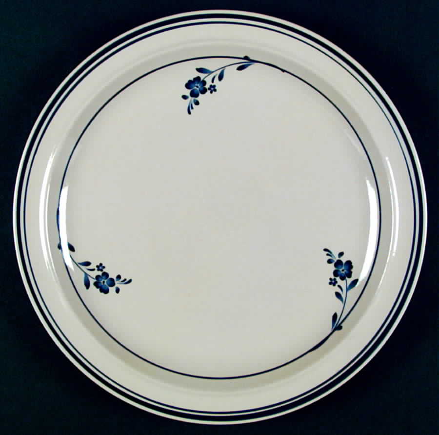 Melody Dinner Plate by Epoch-1