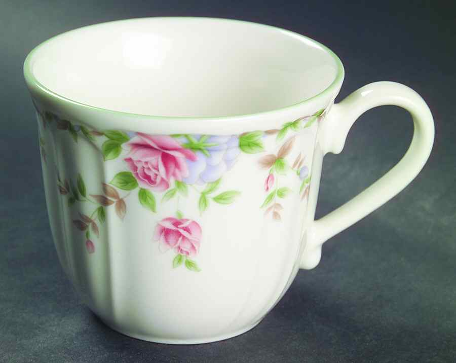 Morning Rose Flat Cup by Epoch-1