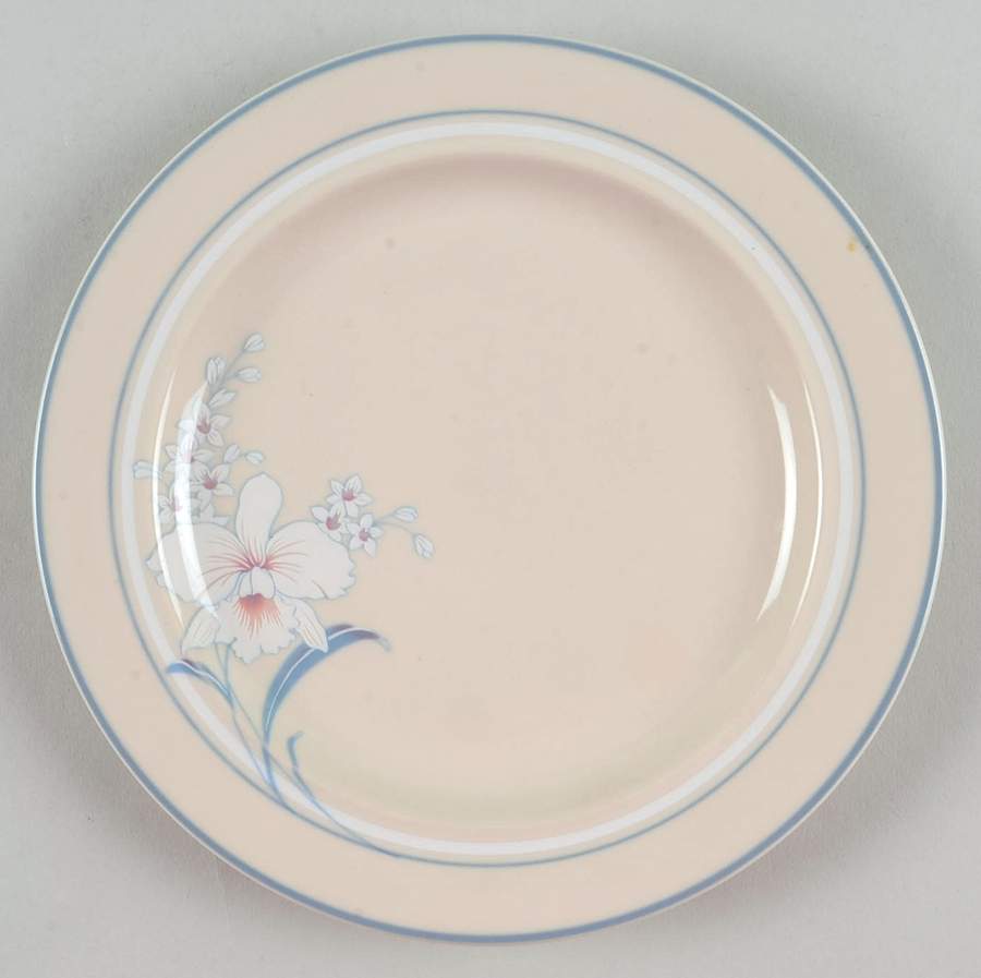 New Julianne Salad Plate by Epoch-1