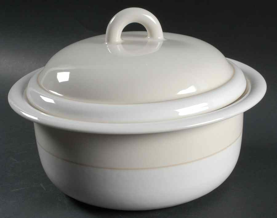 Norway 1.75 Qt Round Covered Casserole by Epoch-1