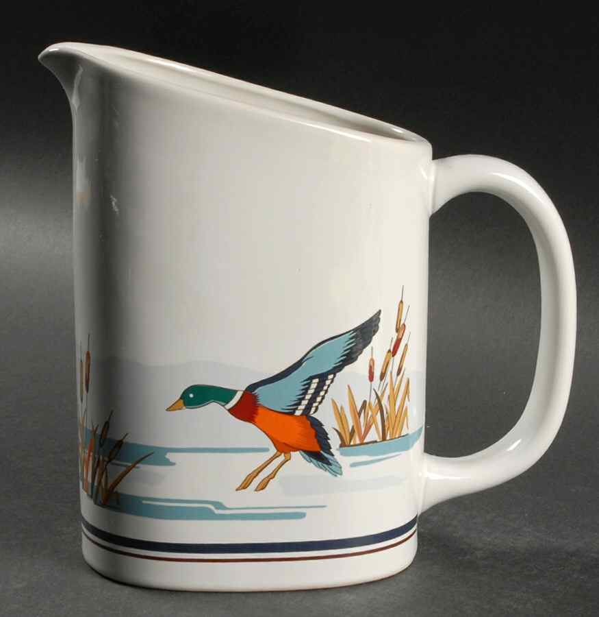 Pollo 32 Oz Pitcher by Epoch-1