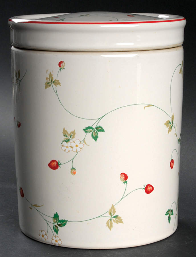 Strawberry Time Large Canister & Lid by Epoch-1