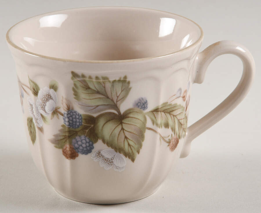 Summer Hill Flat Cup by Epoch-1