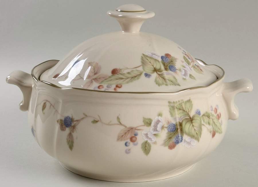 Summer Hill Round Covered Vegetable by Epoch-1