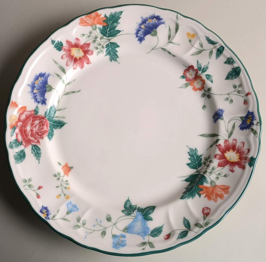 Tudor Court 12" Chop Plate (Round Platter) by Epoch-1