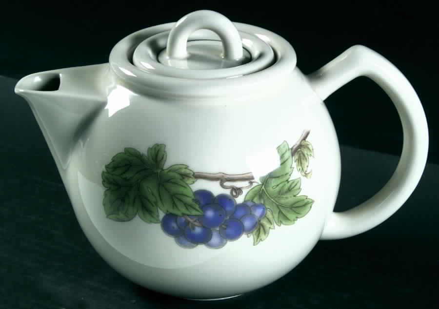 Wholesome Tea/Coffee Pot & Lid by Epoch-1
