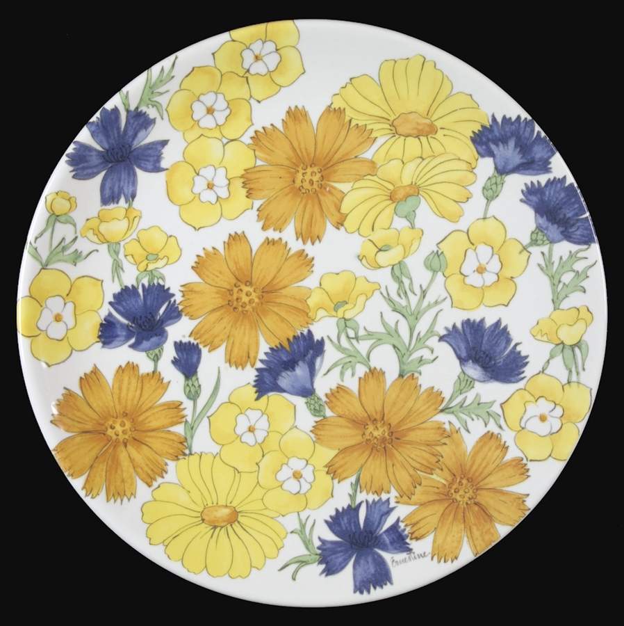 ERN2 Dinner Plate by Ernestine-1