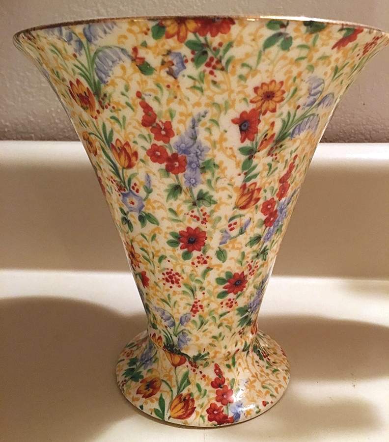 Fairfax (E & R) 6" Vase by Erphila-1