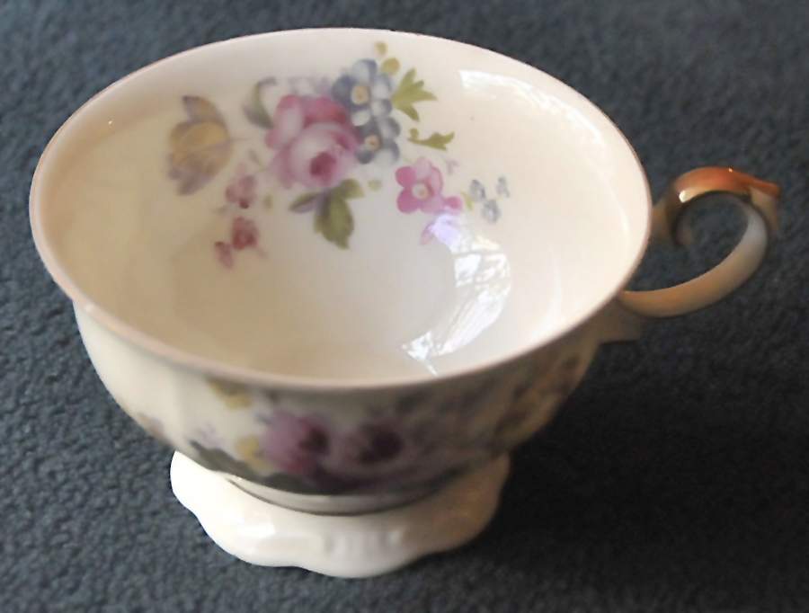 A2048 Footed Cup by Eschenbach-1