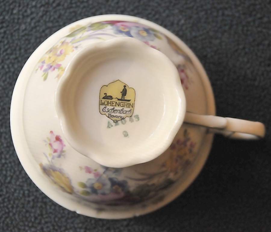 A2048 Footed Cup & Saucer Set by Eschenbach-1