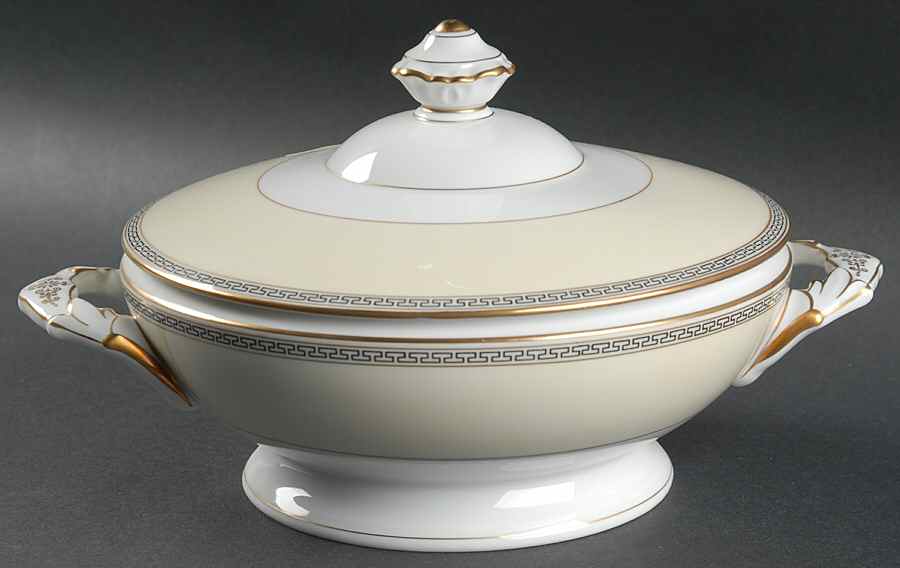 A2254 Round Covered Vegetable by Eschenbach-1