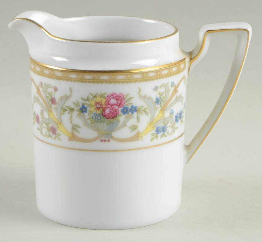 ESC23 Creamer by Eschenbach-1