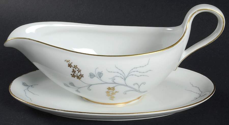 V528 Gravy Boat with Attached Underplate by Eschenbach-1