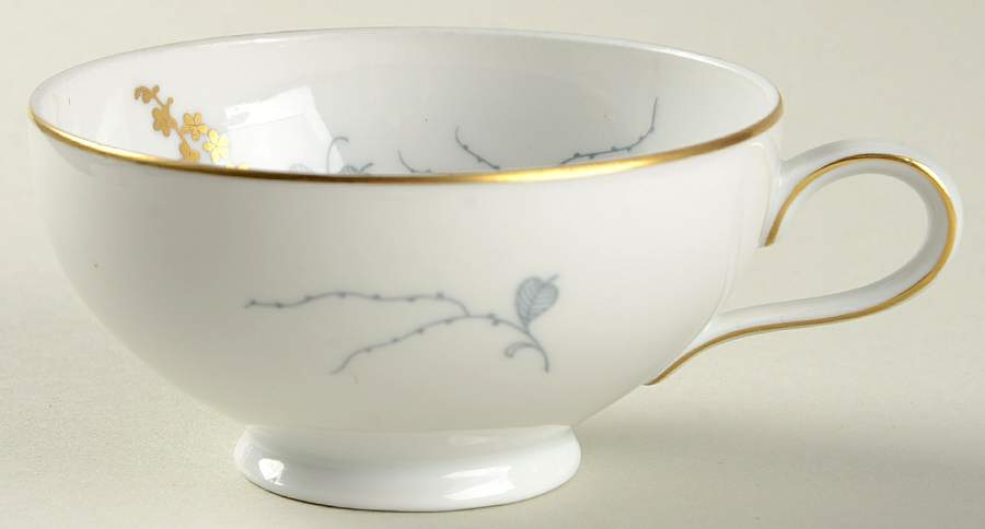 V528 Footed Cup by Eschenbach-1